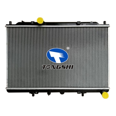 适用于宝骏 730 1.5L散热器