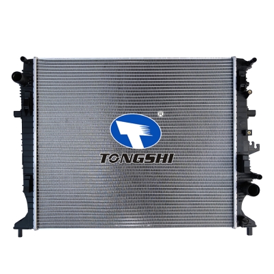 适用于吉利博越 1.8T 16-18 MT散热器