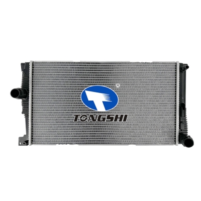 适用宝马 1 F20-F21 118 i 11- MT 散热器